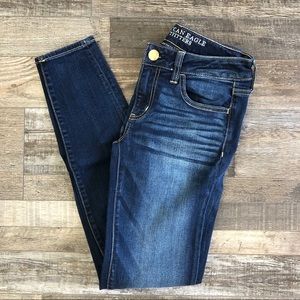 American Eagle Dark Wash Skinny Jeans / Jeggings